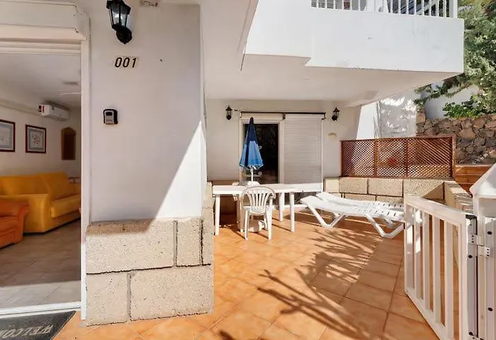 001, Club Atlantis, Puerto Colon, Adeje * Costa Adeje